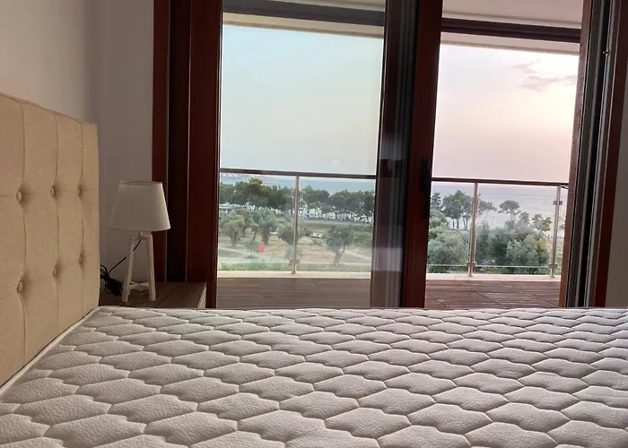Bitcoin And Ethereum Deluxe Apartments